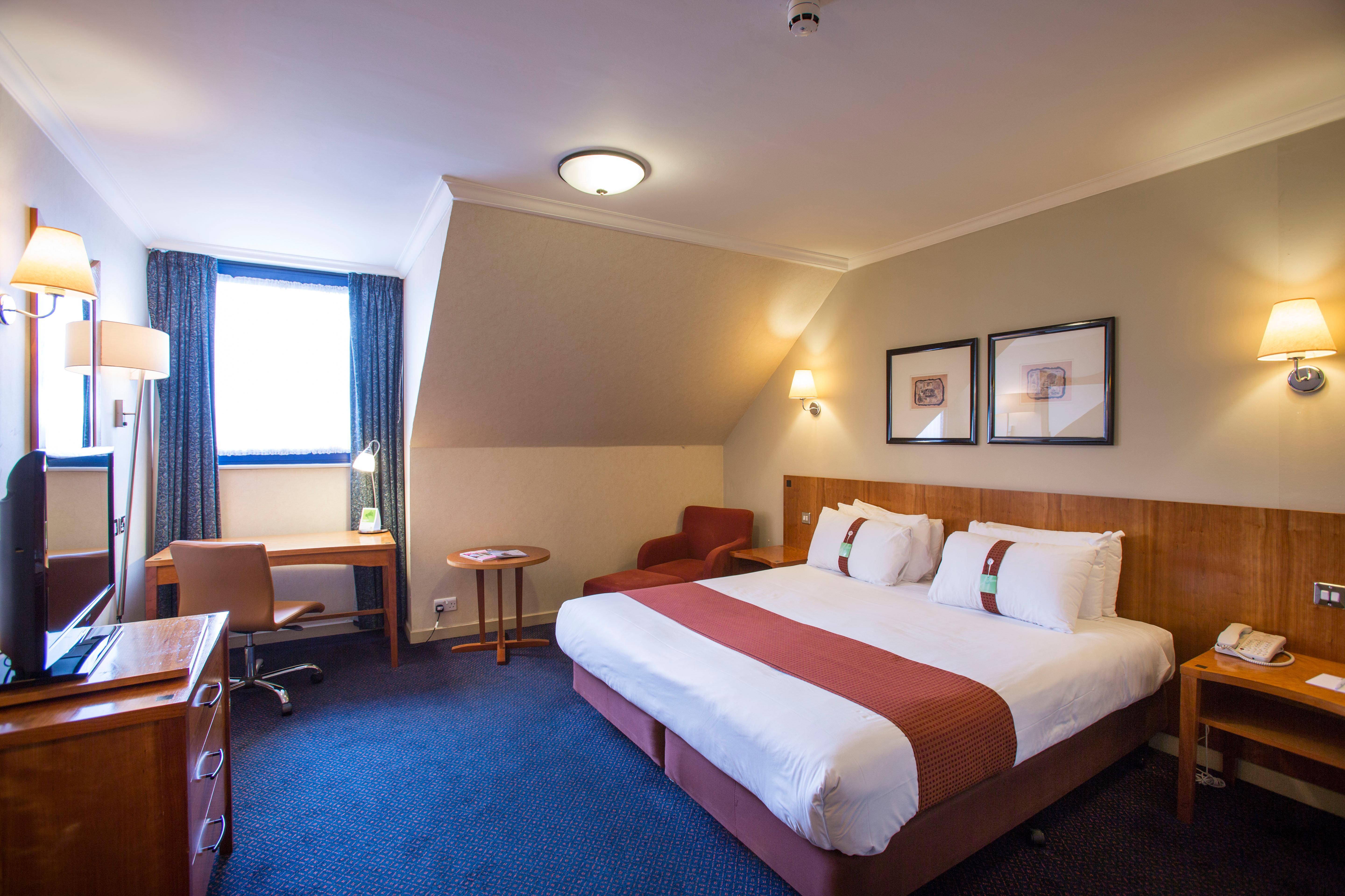 Holiday Inn Luton South - M1, Junction 9, An Ihg Hotel מראה חיצוני תמונה