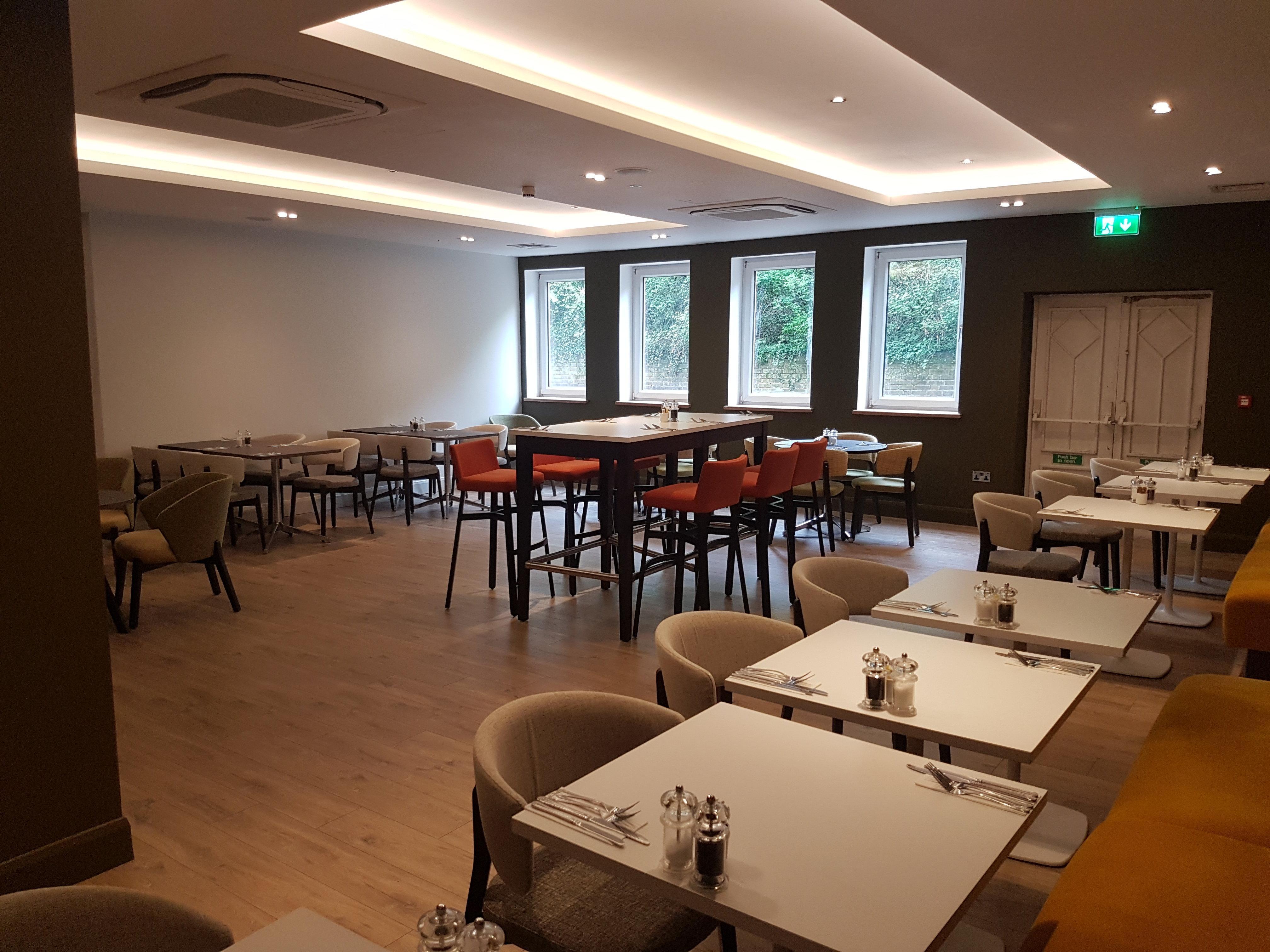 Holiday Inn Luton South - M1, Junction 9, An Ihg Hotel מראה חיצוני תמונה