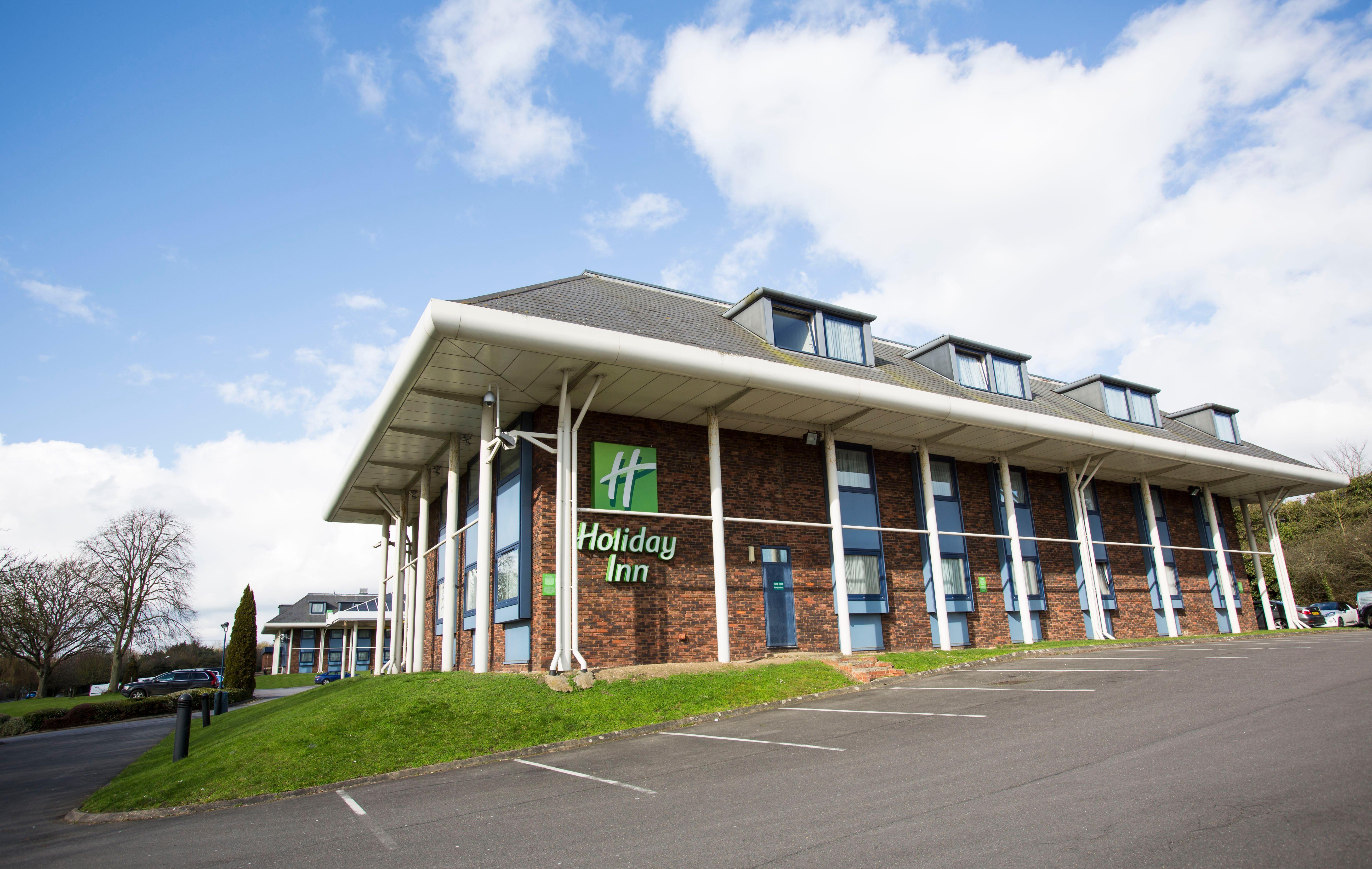 Holiday Inn Luton South - M1, Junction 9, An Ihg Hotel מראה חיצוני תמונה