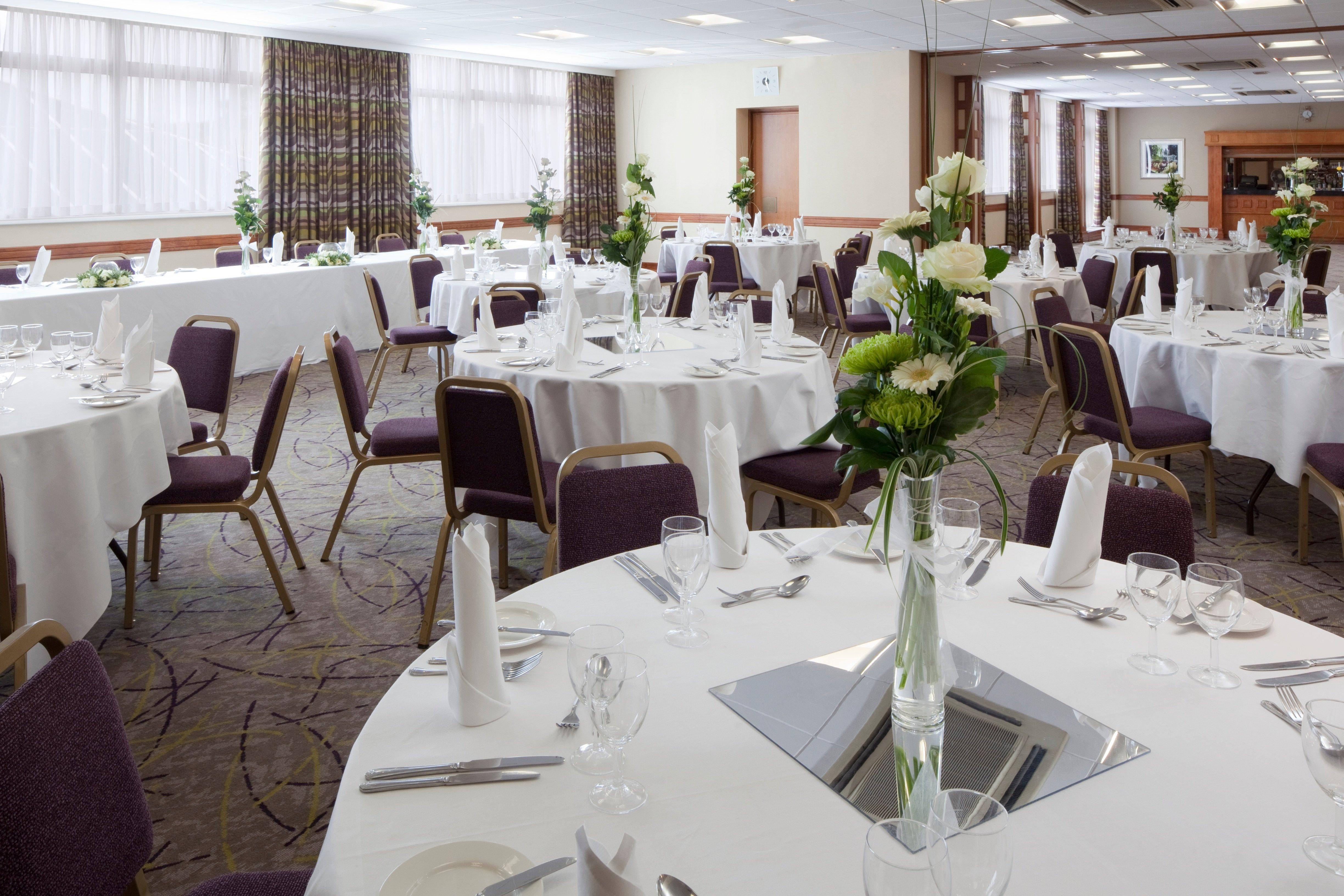 Holiday Inn Luton South - M1, Junction 9, An Ihg Hotel מראה חיצוני תמונה