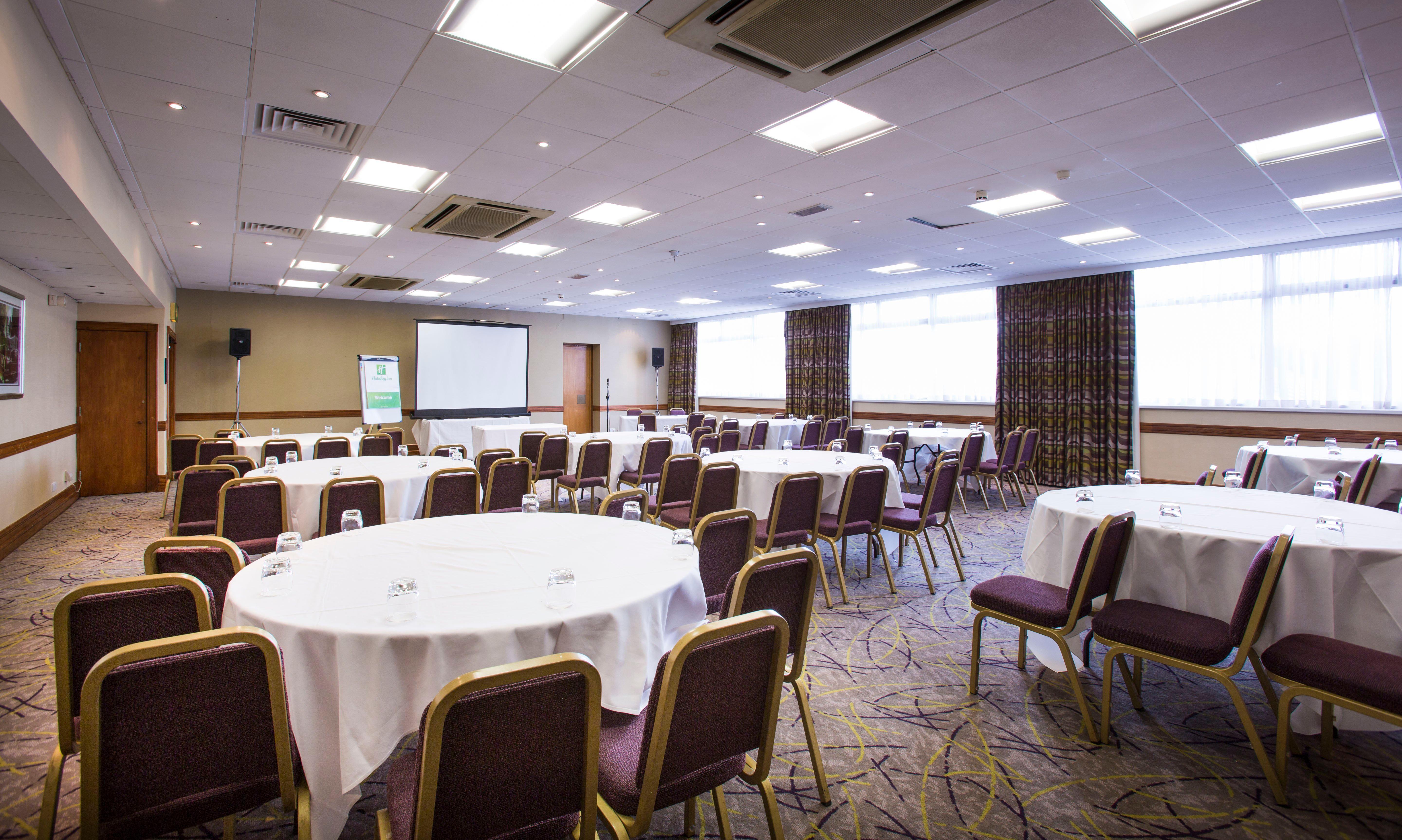Holiday Inn Luton South - M1, Junction 9, An Ihg Hotel מראה חיצוני תמונה