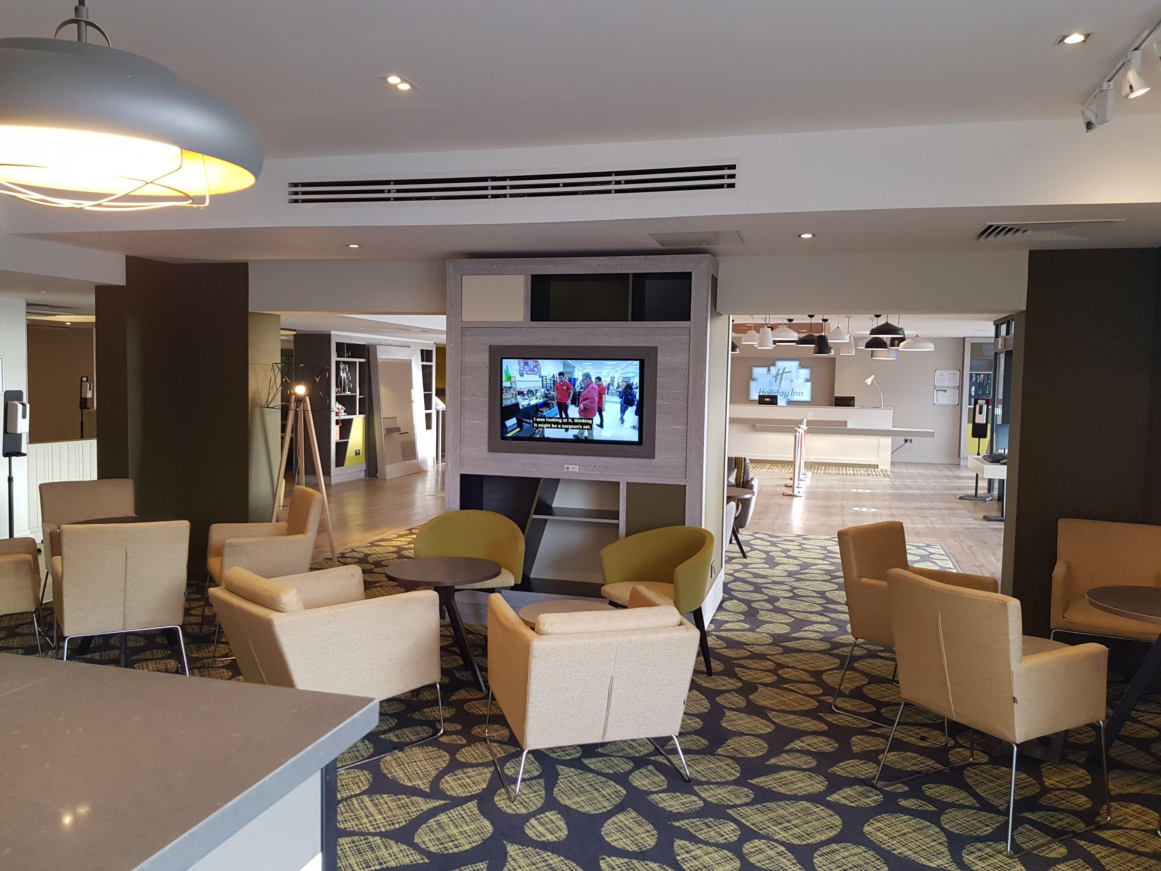 Holiday Inn Luton South - M1, Junction 9, An Ihg Hotel מראה חיצוני תמונה